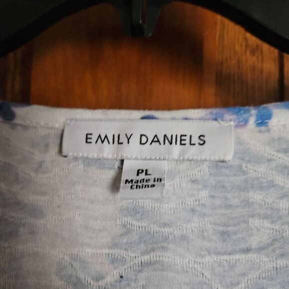 Emily Daniels Petite Large White Floral Cotton Blouse PL | 3/4 Sleeve Top - Picture 4 of 4